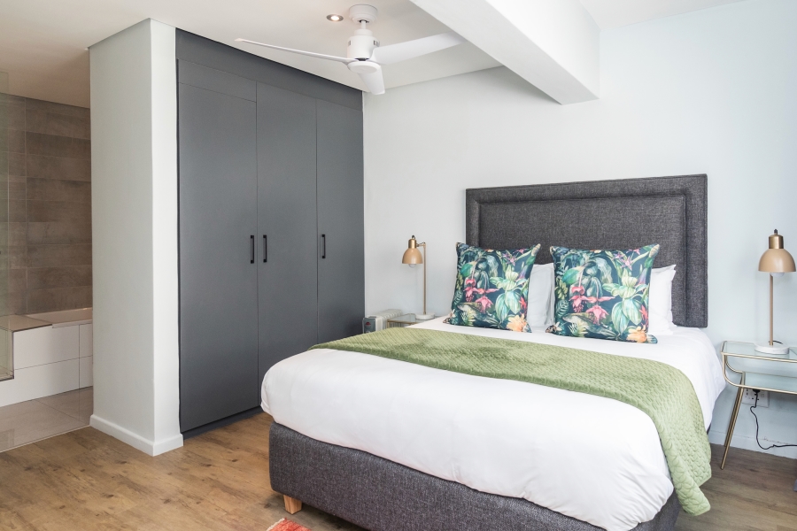 To Let 2 Bedroom Property for Rent in Sea Point Western Cape